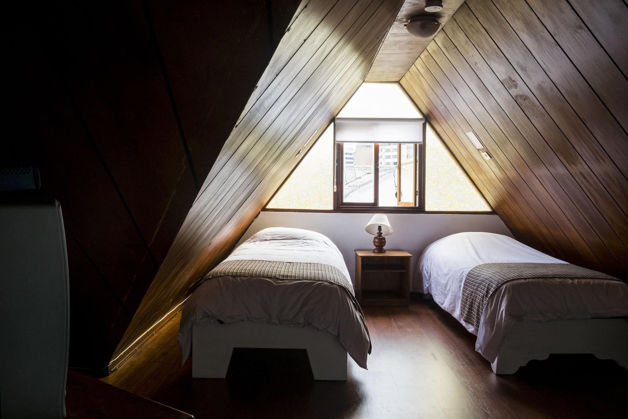 Hostal Posada Del Maple Quito Dış mekan fotoğraf