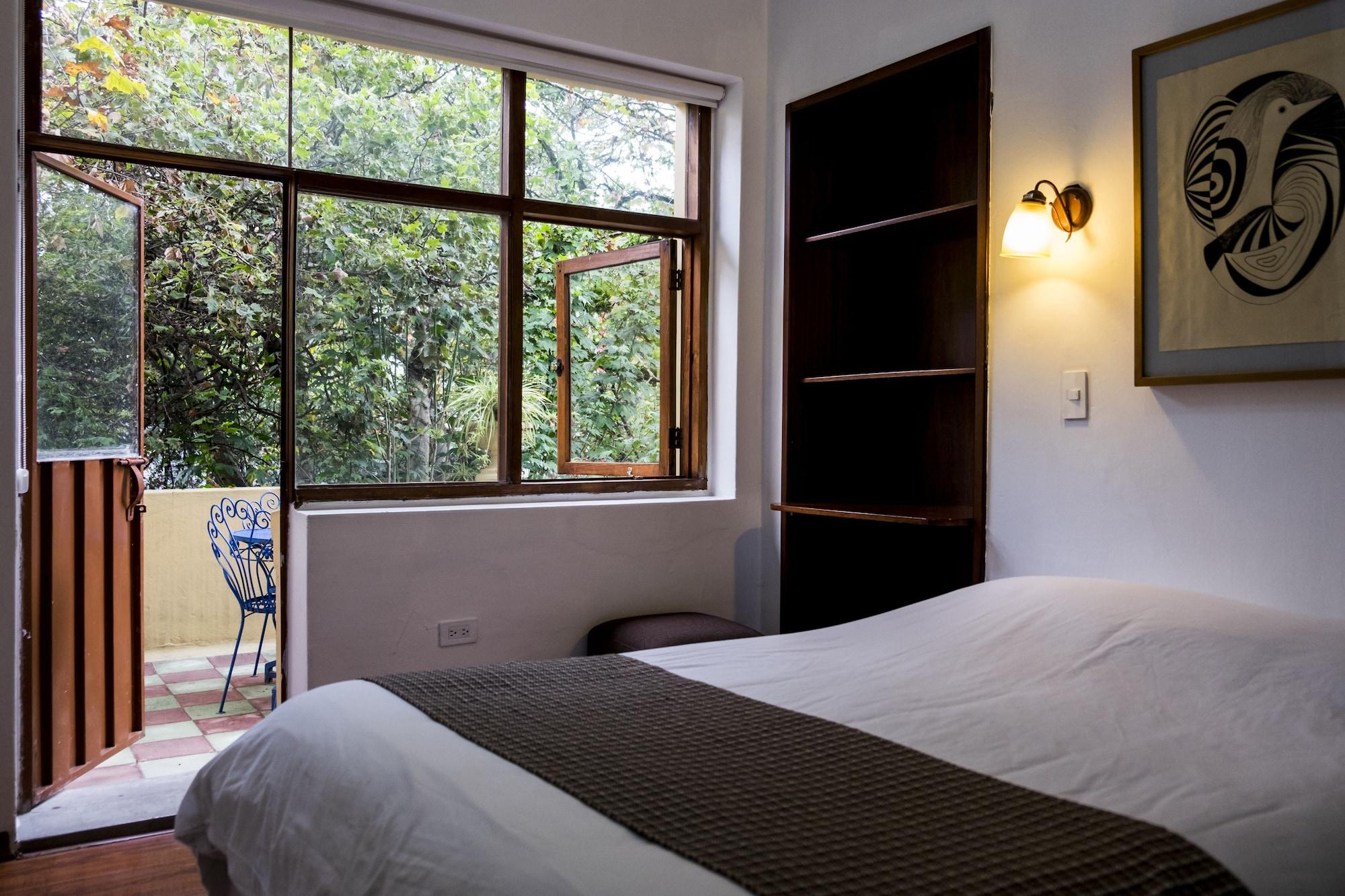 Hostal Posada Del Maple Quito Dış mekan fotoğraf