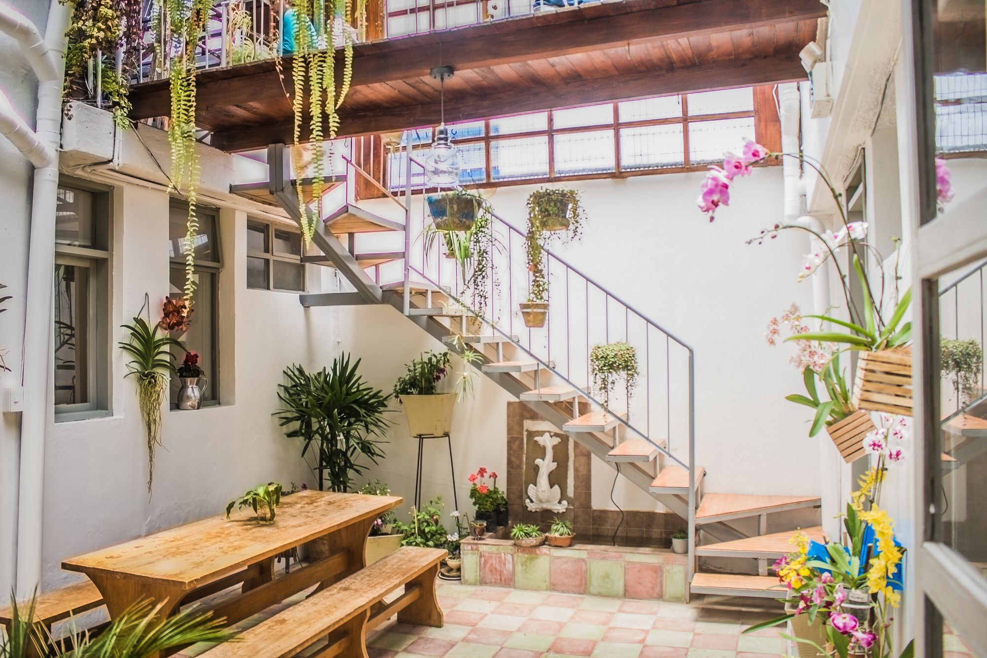 Hostal Posada Del Maple Quito Dış mekan fotoğraf